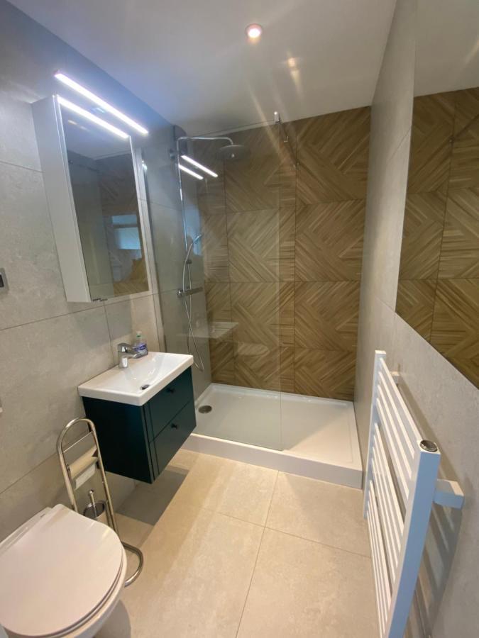 Brand New Top Floor Apartment At Mokotow Varşovia Exterior foto